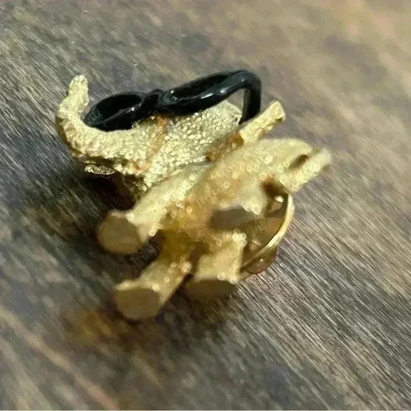 Barry Goldwater Political Pin Elephant wearing Glasses 1964 - Picture 8 of 9